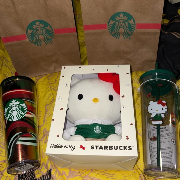 Starbucks Hello Kitty Plush and Tumbler Set - Red and Green